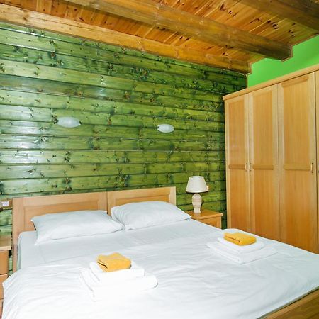Hotel & Resort Gacka Мойковац Экстерьер фото