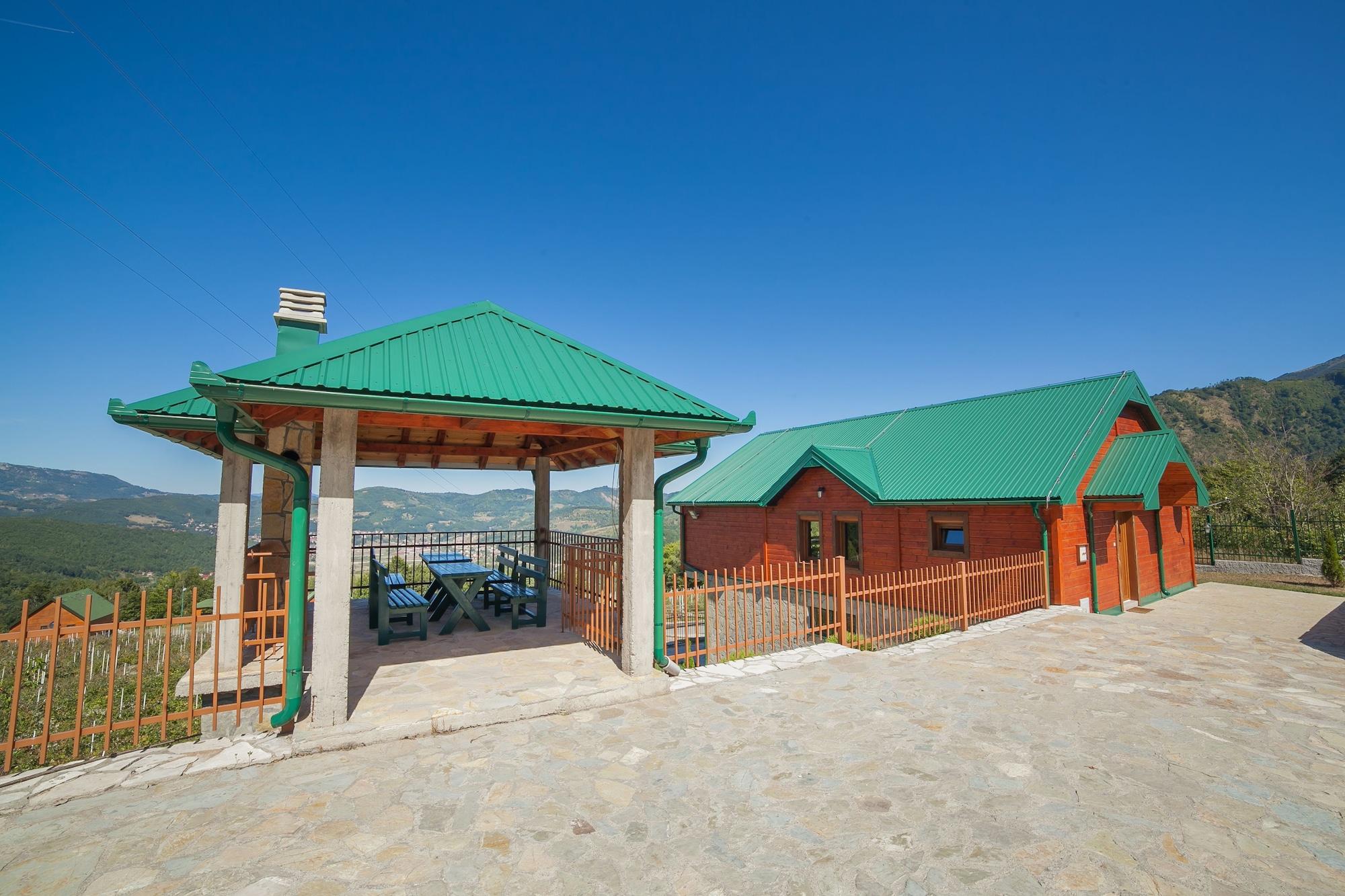 Hotel & Resort Gacka Мойковац Экстерьер фото