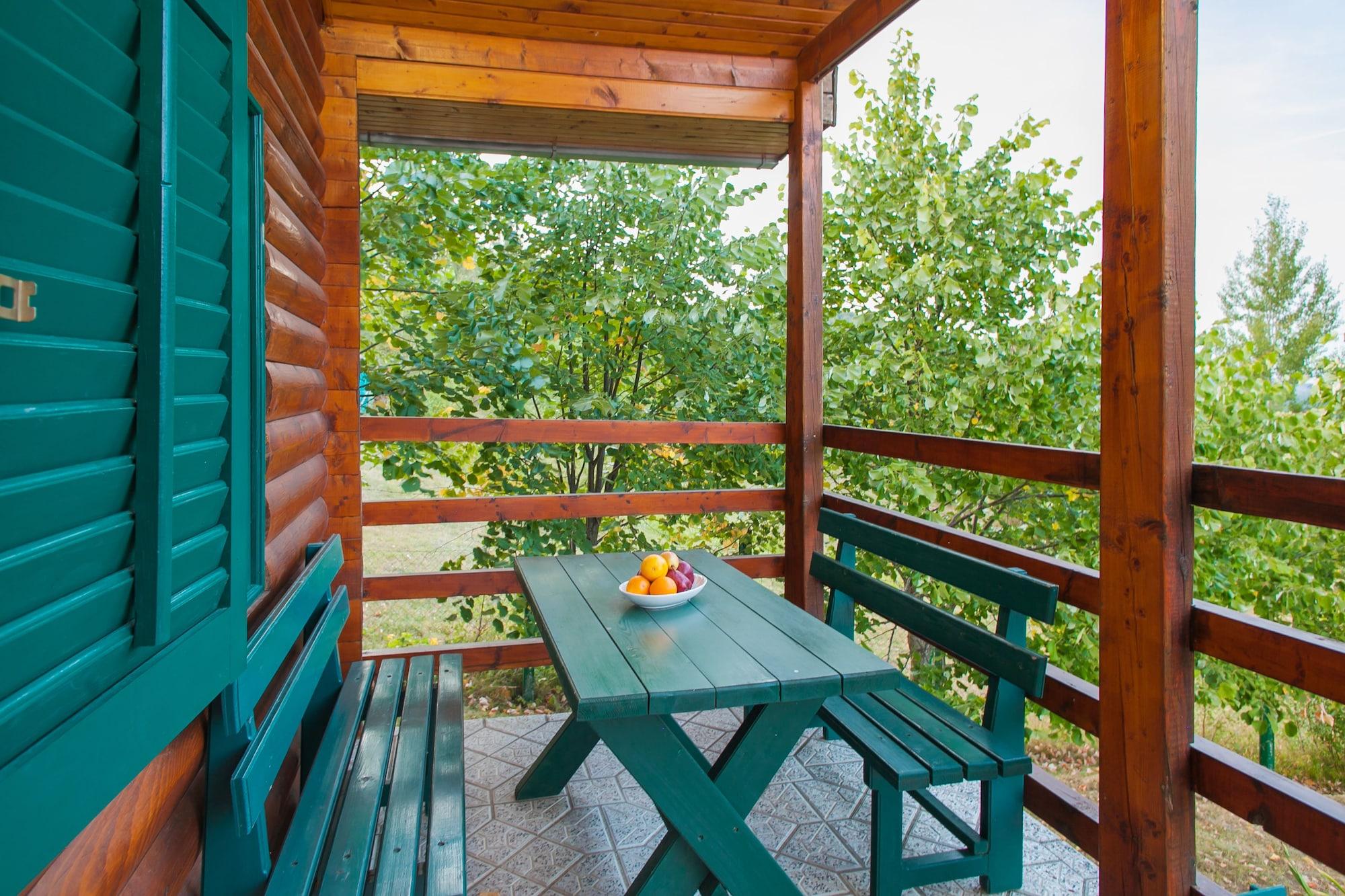Hotel & Resort Gacka Мойковац Экстерьер фото