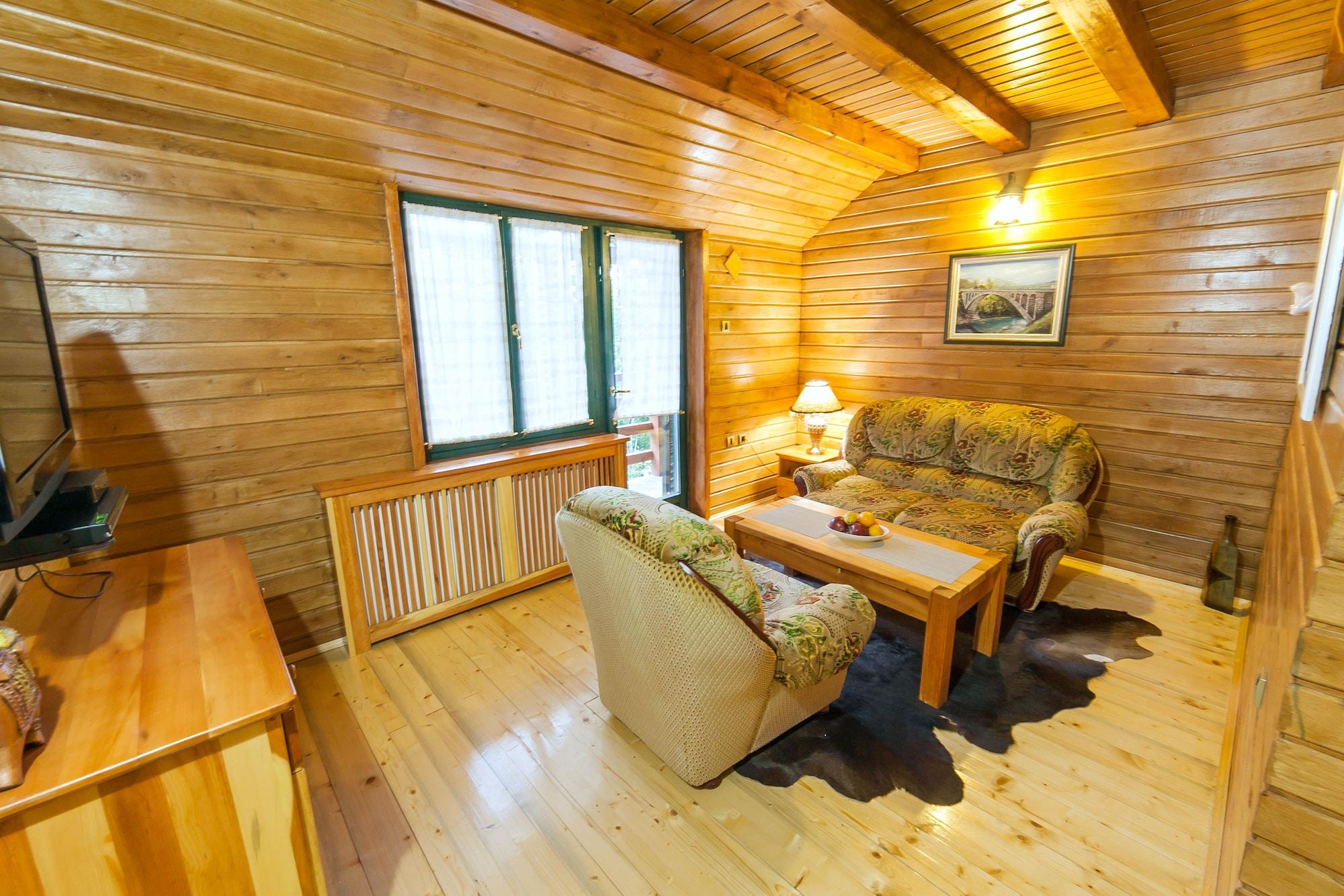Hotel & Resort Gacka Мойковац Экстерьер фото